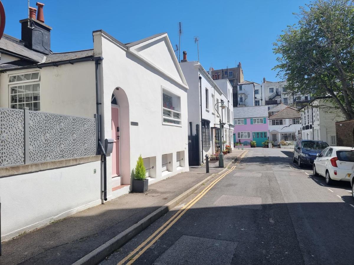 Quirky Seaside Family Cottage Walk To The Waves! Hove Exterior foto