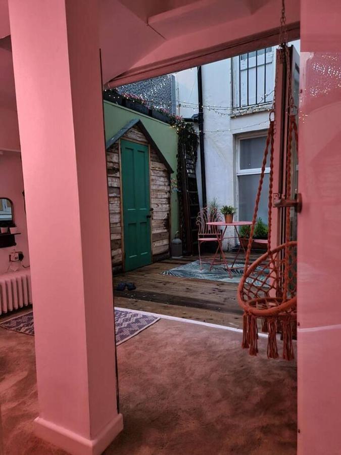 Quirky Seaside Family Cottage Walk To The Waves! Hove Exterior foto